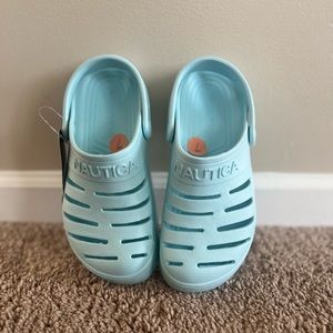 Nautica Edge Clogs